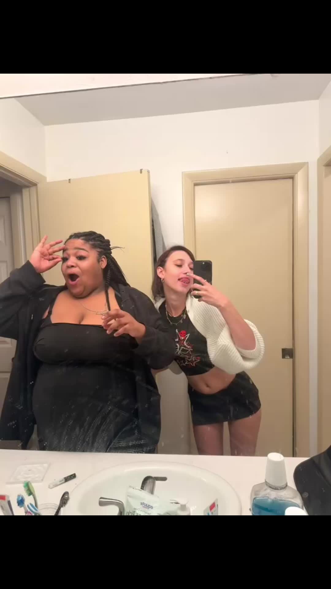 @hippie_bich