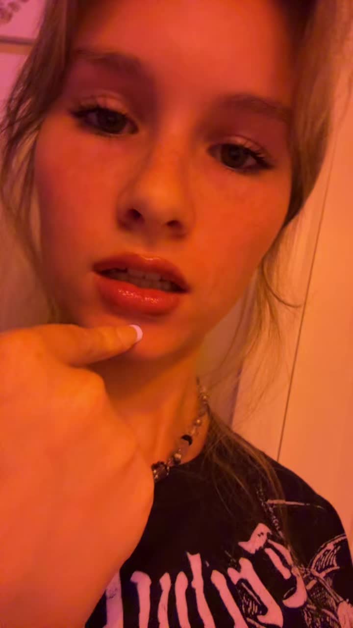 @chloeee