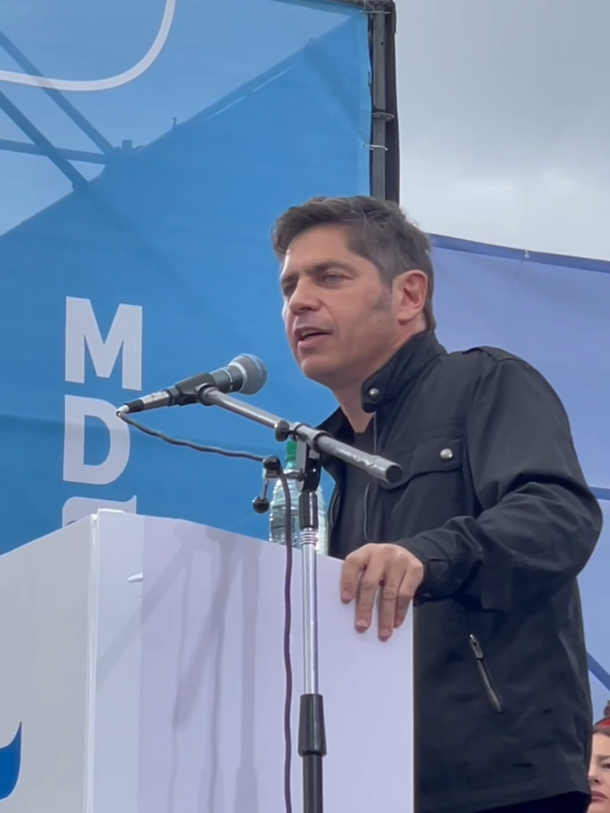 @Axel Kicillof