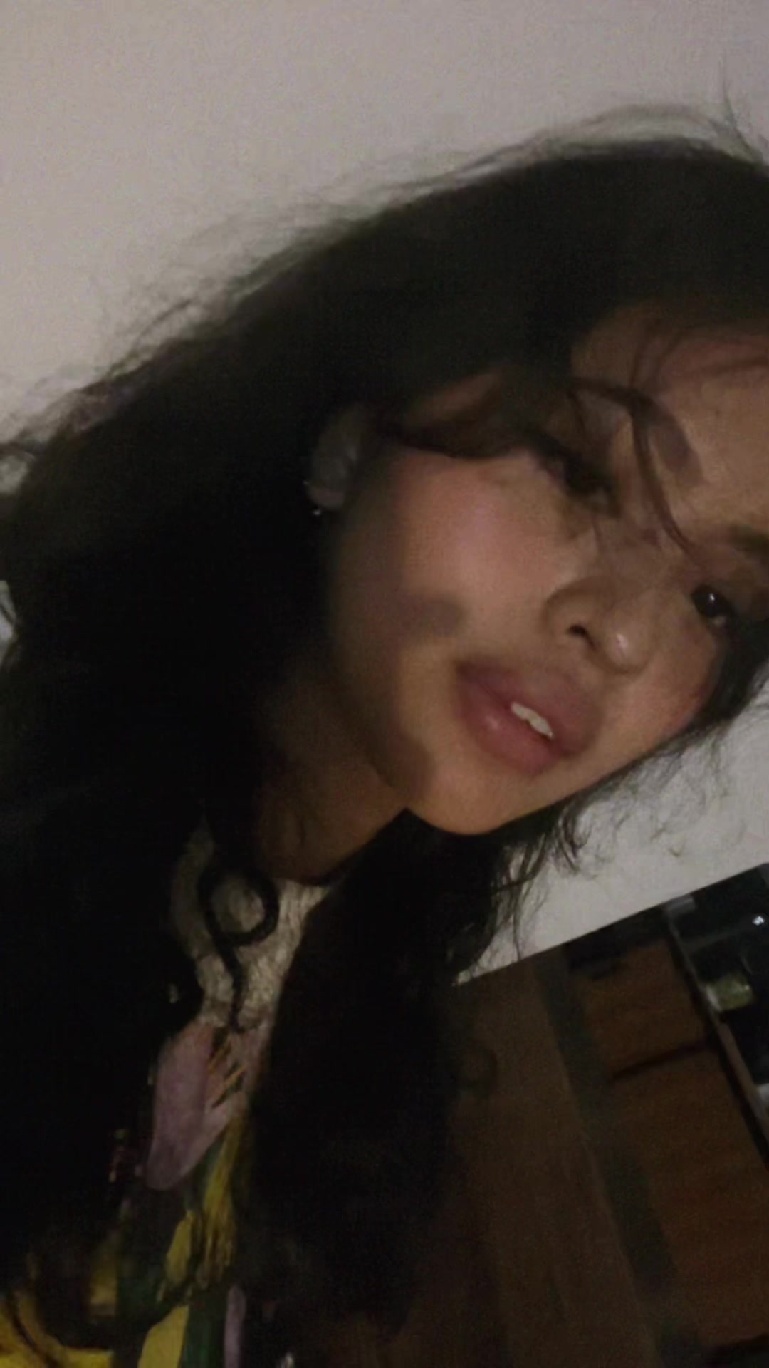 @️