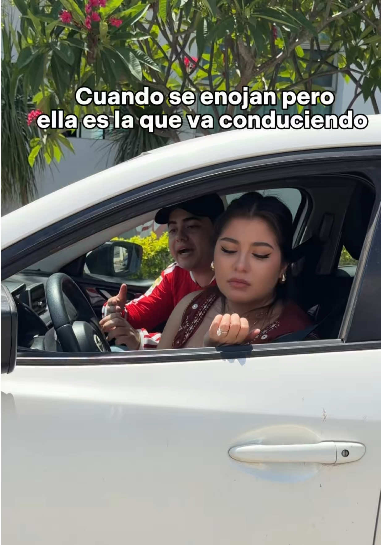@Jennifer Muñoz