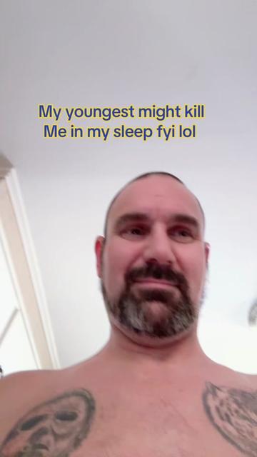 @Gray1_Wolf2.0