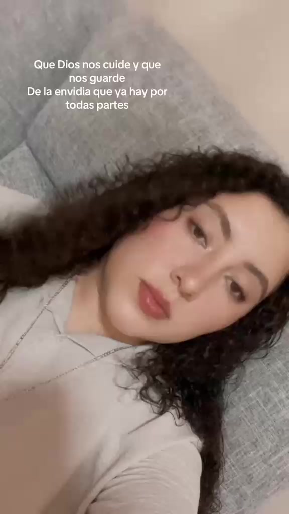 @🧔🏻♀️🫰ديانا هيريرا