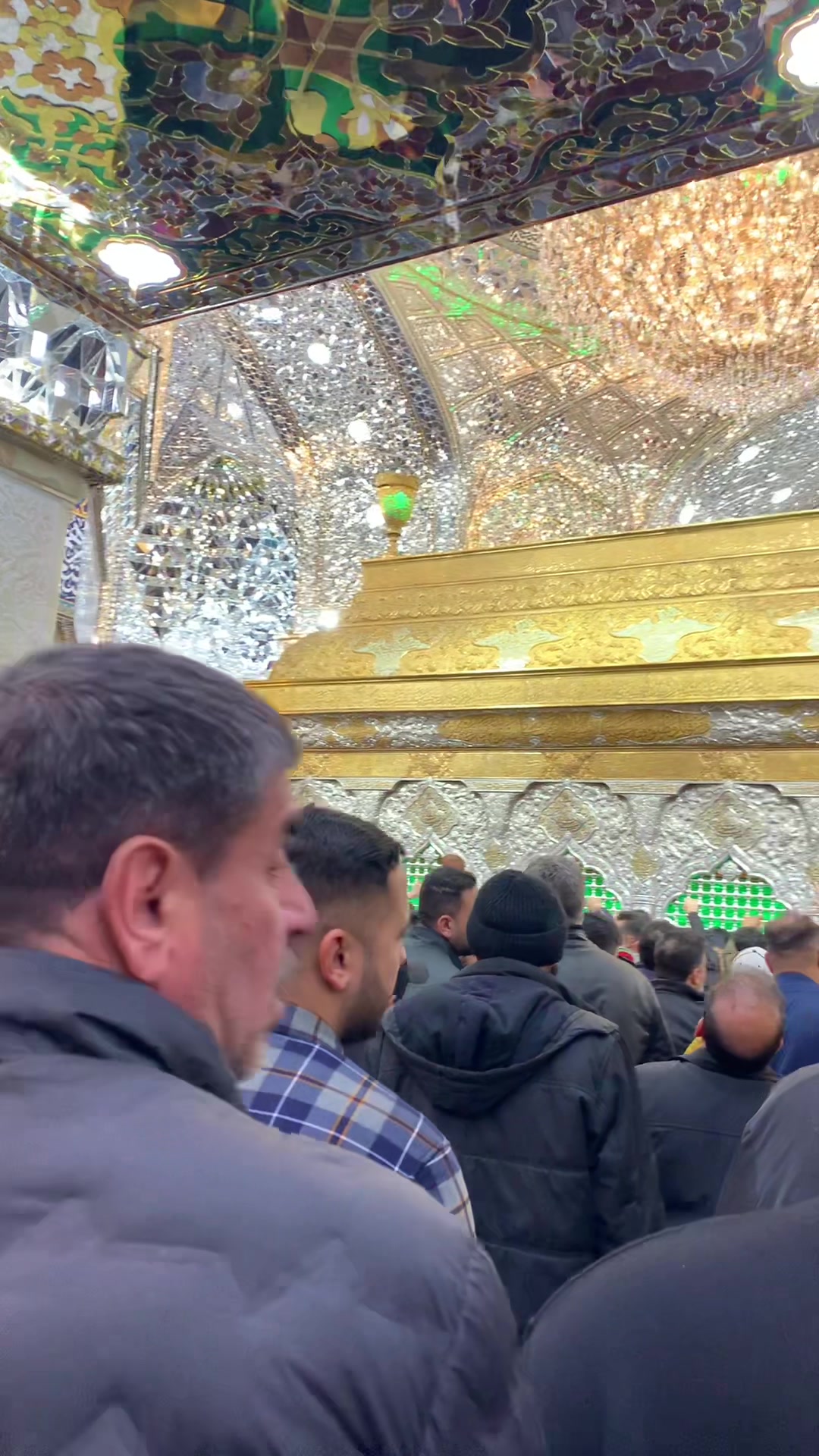 @أحمد أبو علي