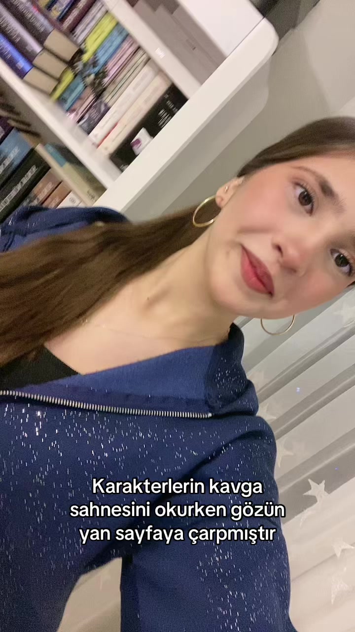 @Sude📚