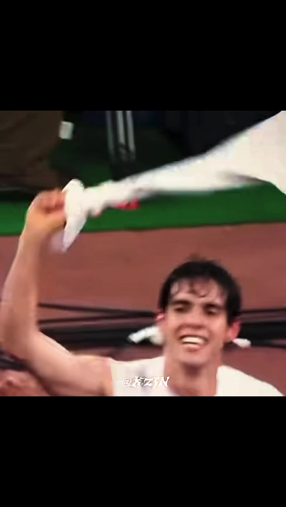 @๐๐ฌ๐ฑ๐ฒ๐ต๐ต๐๐ผ