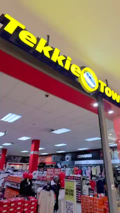 @tekkie_town_promenade268