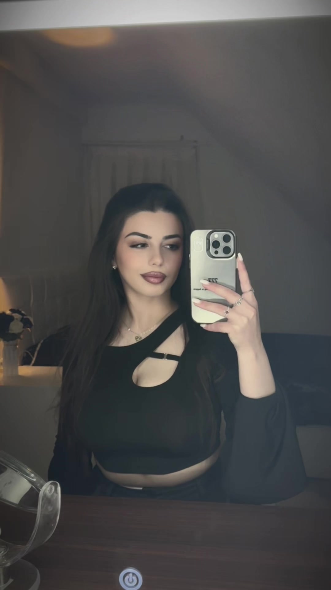 @eliona_sh