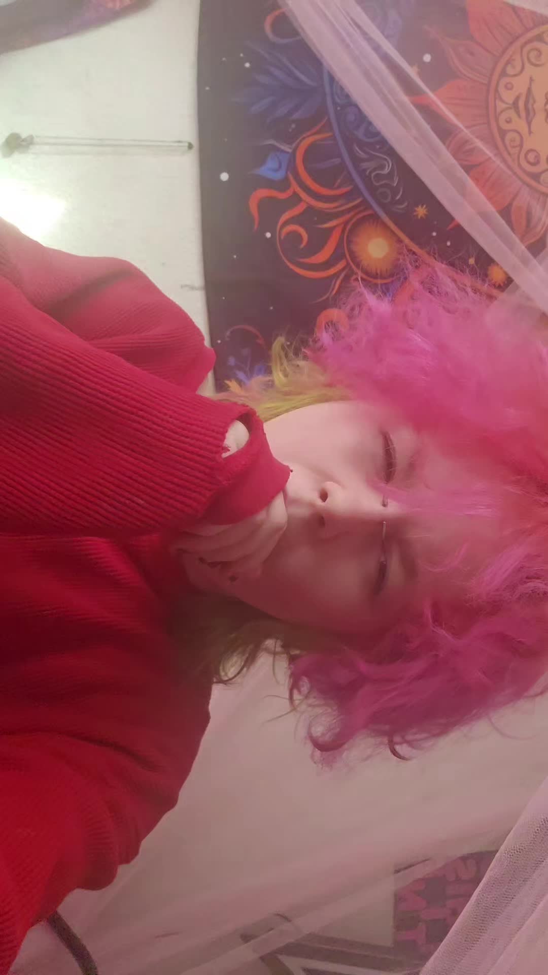 @★★★★☆