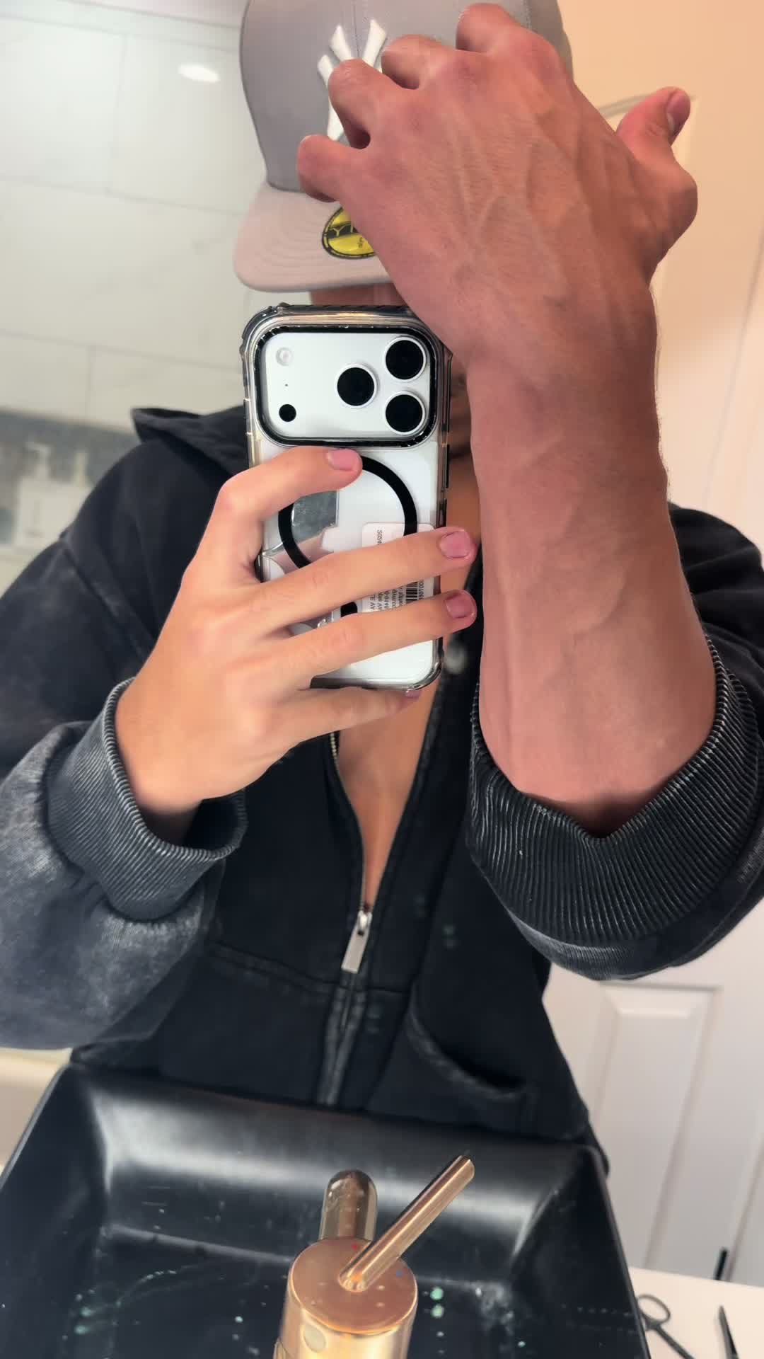 @ylajaylifts