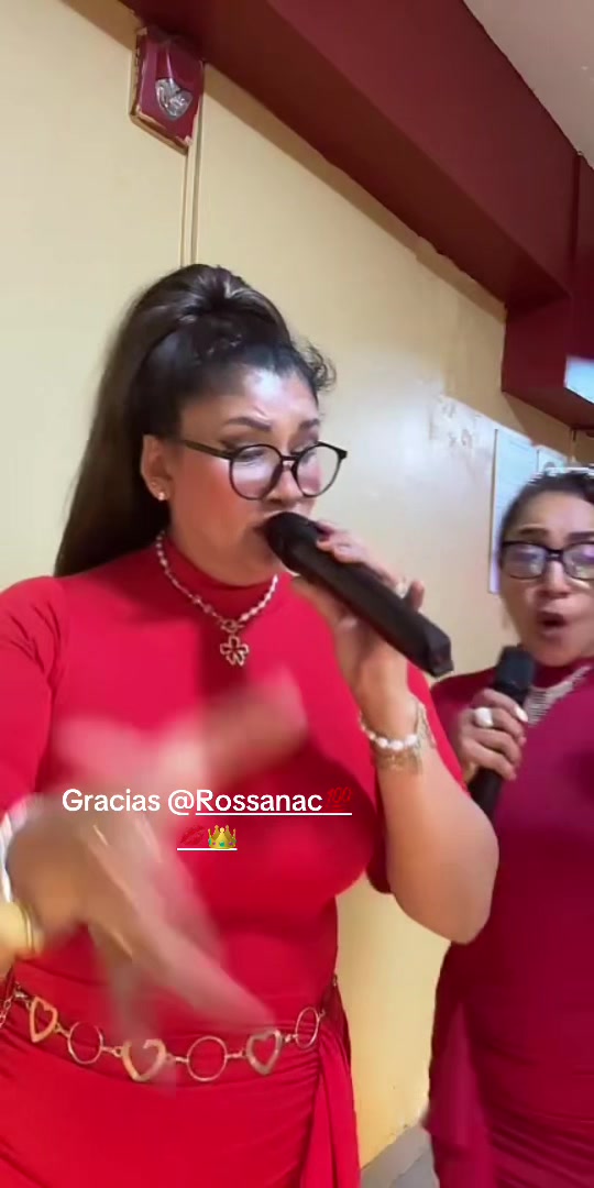@Milagros Carrión Cantante