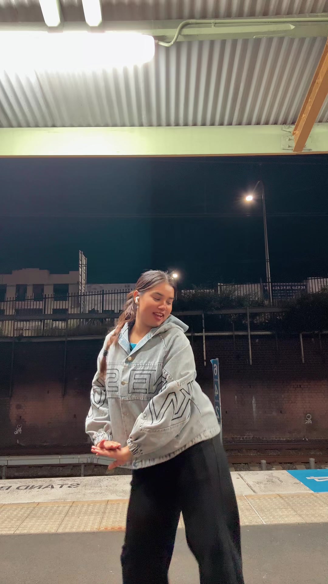 @sbudha__