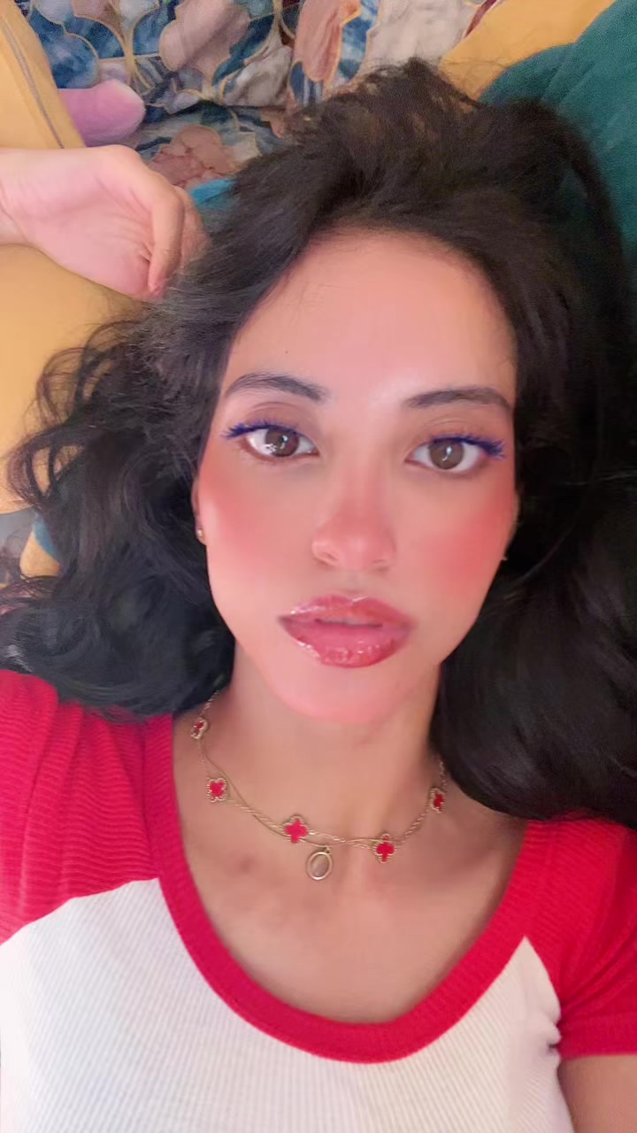 @3ssila🪞