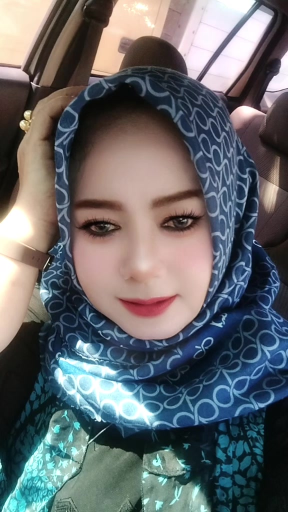 @putri. salju