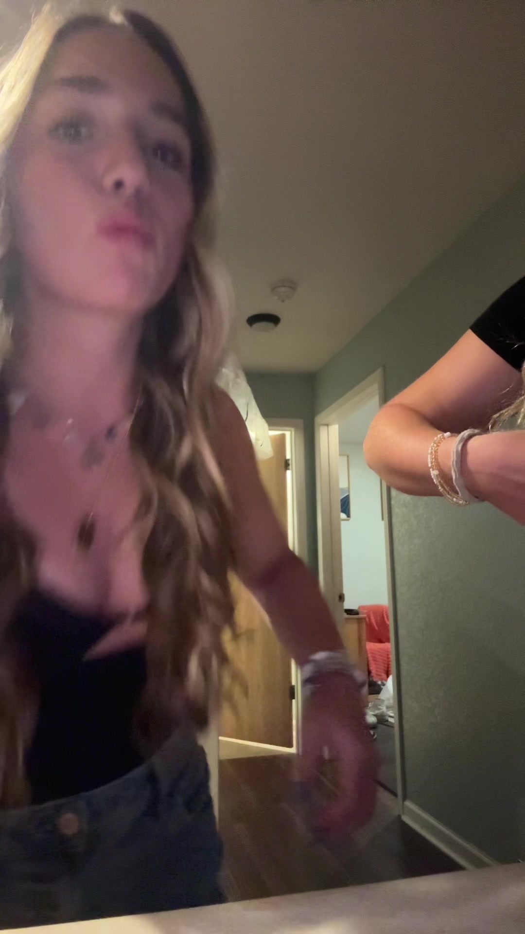 @ella