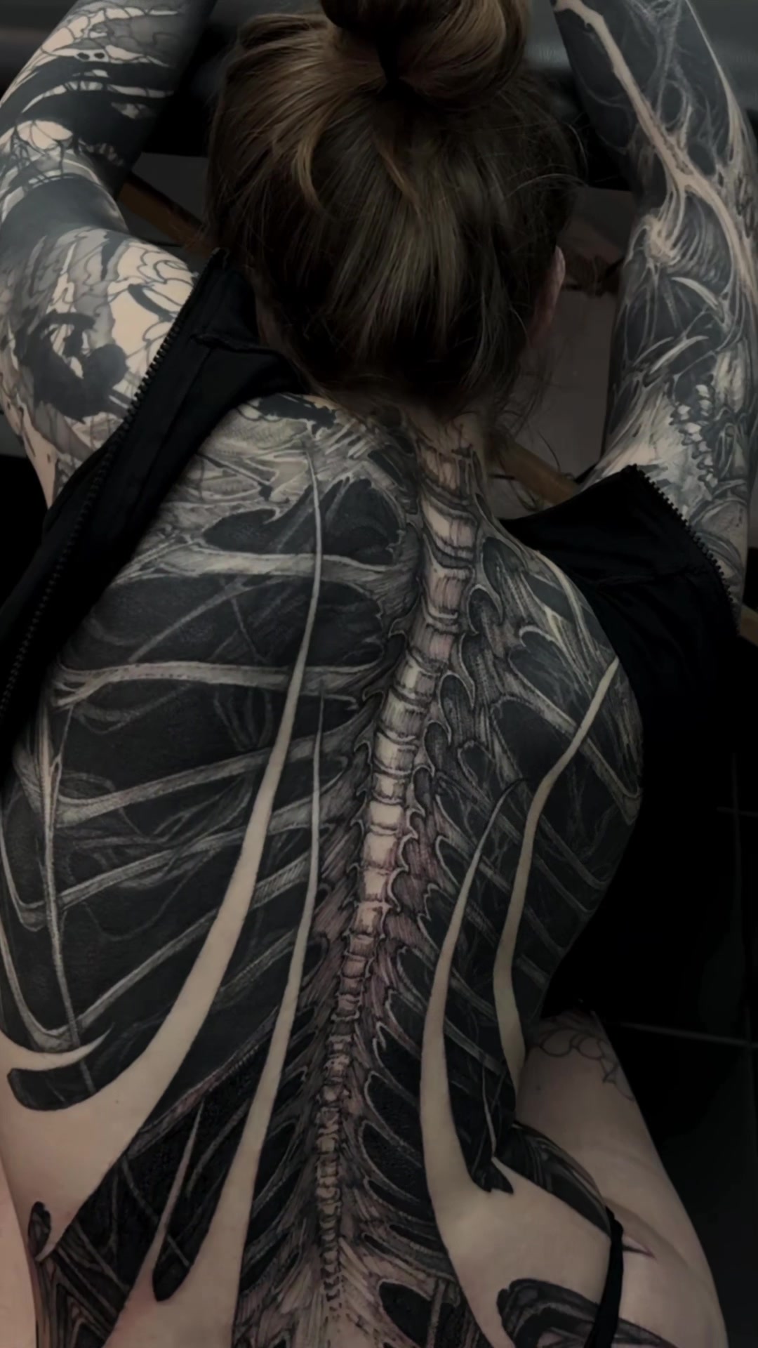 @aleksdarkink