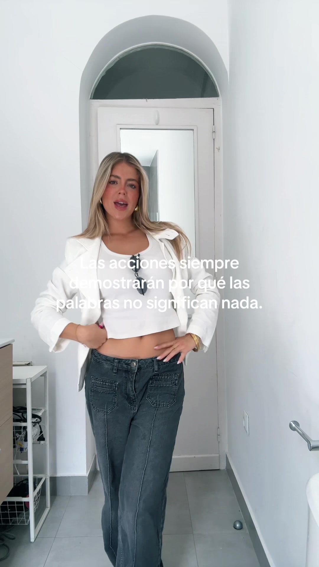 @karmons_