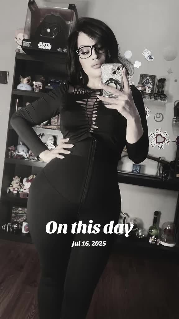 @Boricuabarbie85