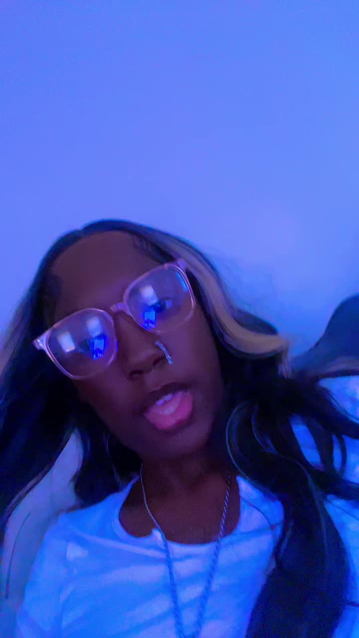 @breashiana