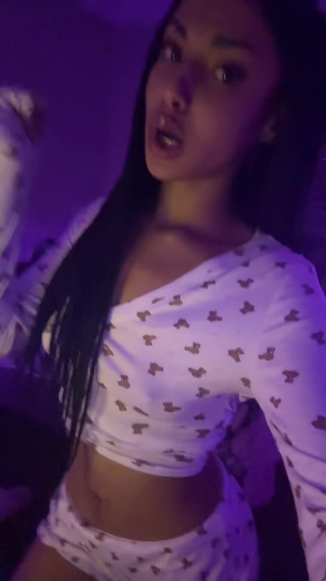 @saysogirl