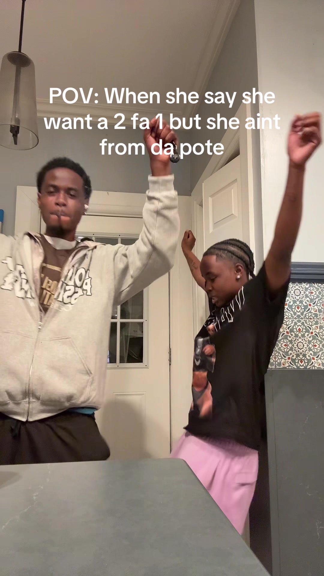 @DUMBWAY LAFLARE