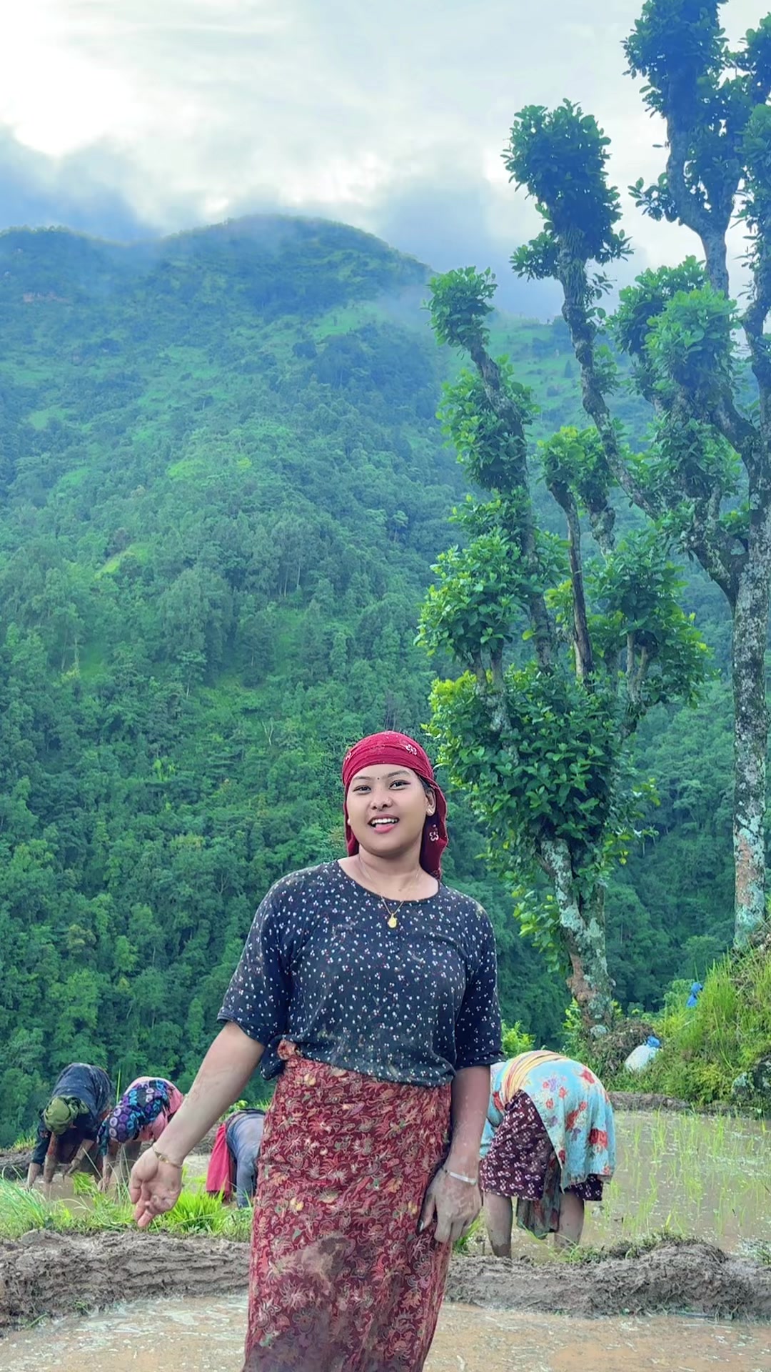 @Miss thapa 💋🤞