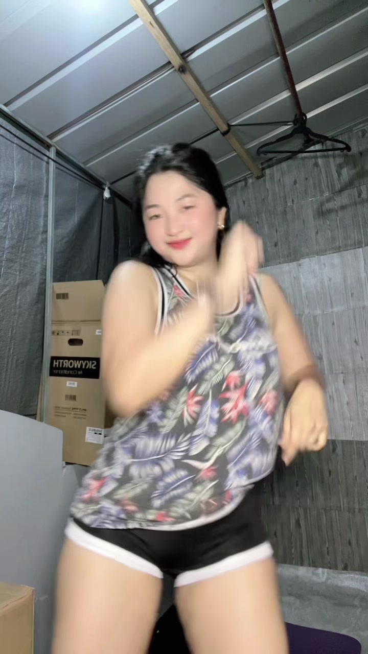 @Sirenang Chinita ᥫ᭡.
