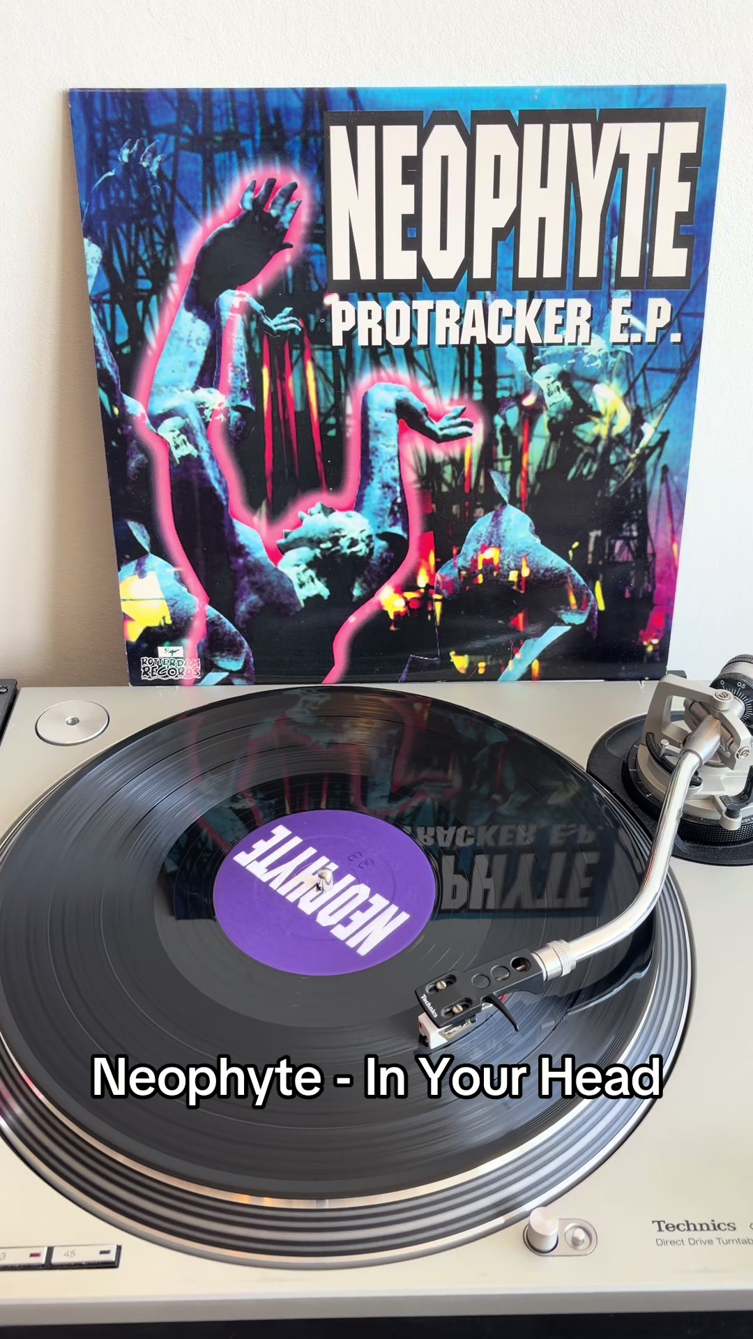 @backbydopedemandvinyl