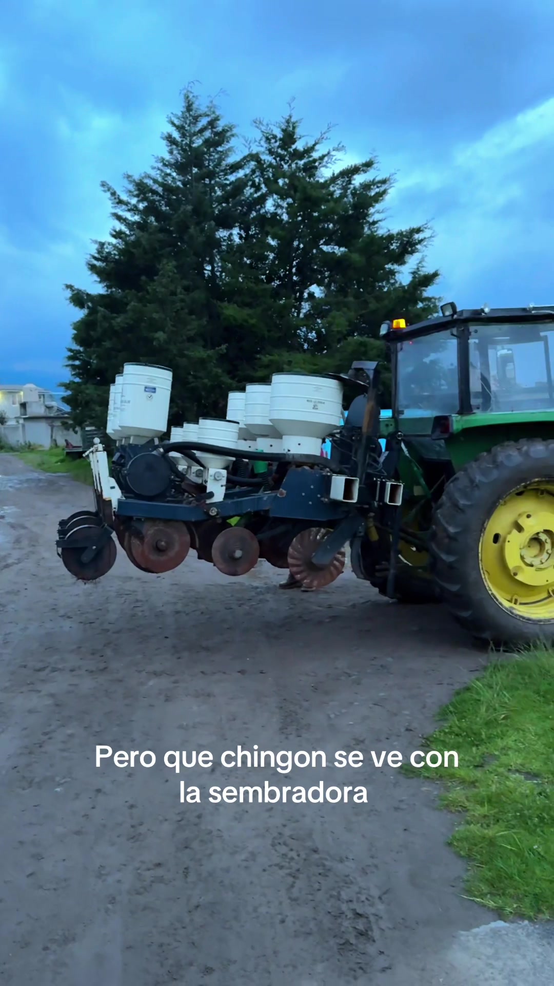 @Alex 🚜