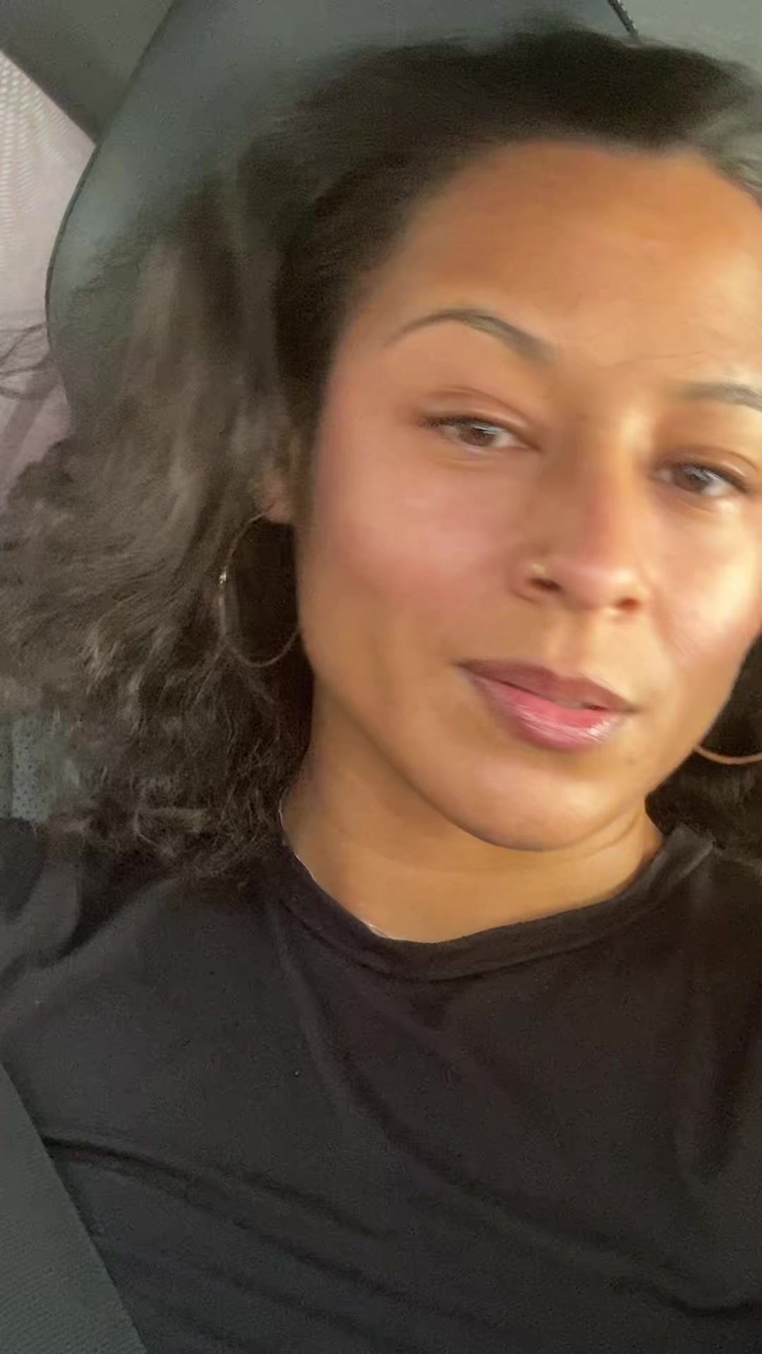 @Chellylashun