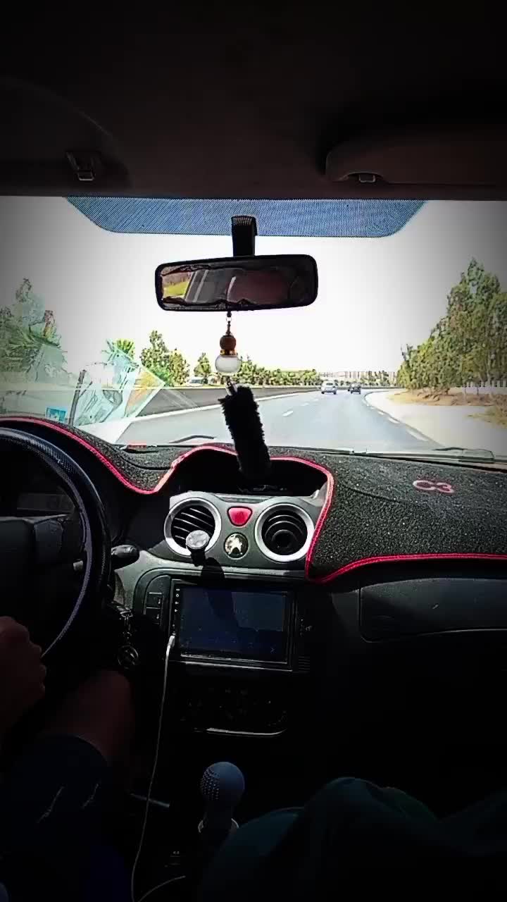 @«السادات خير عليكم»