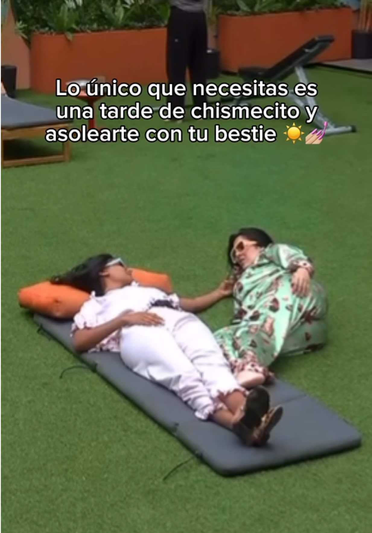 @Curvyzelma
