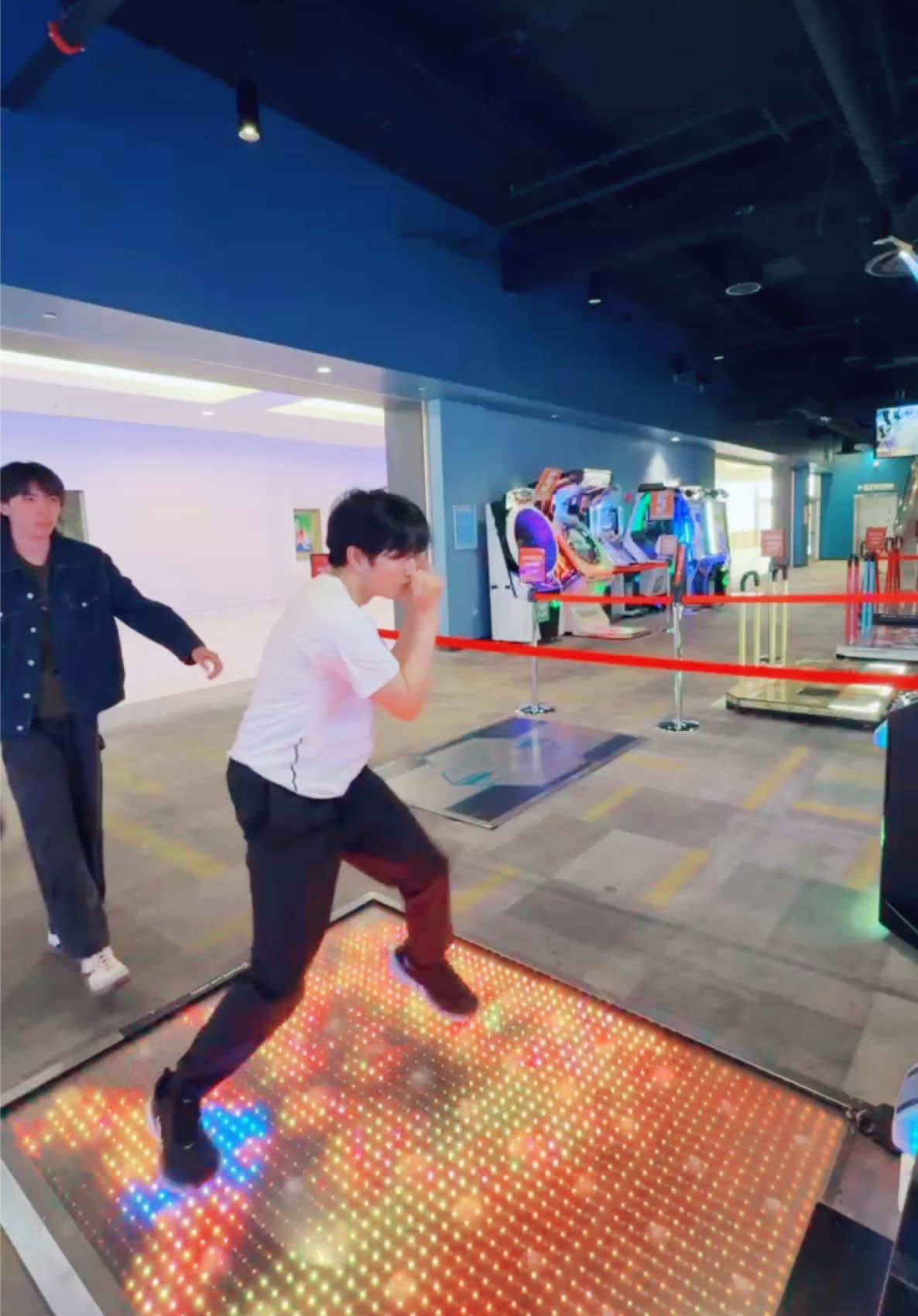 @Sunvalley Shufflerz