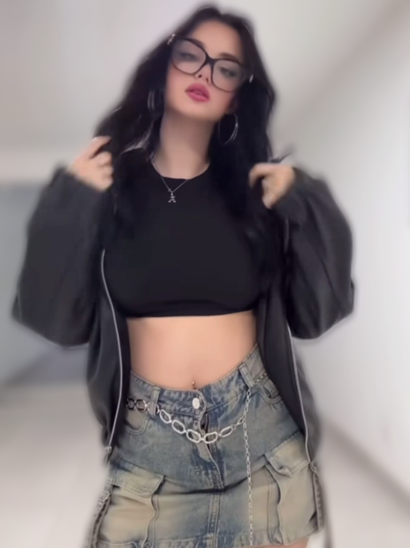 @AnnaWorld🍓