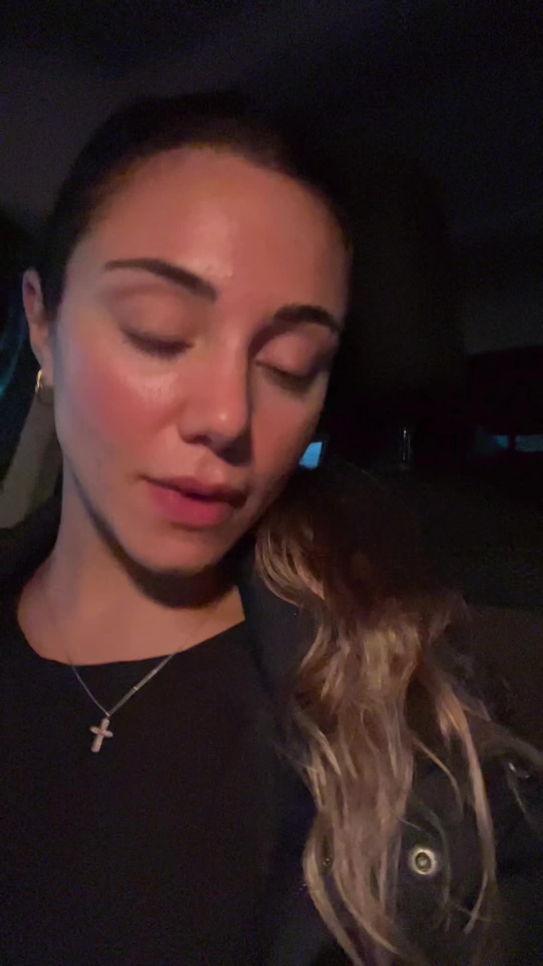 @L A R A