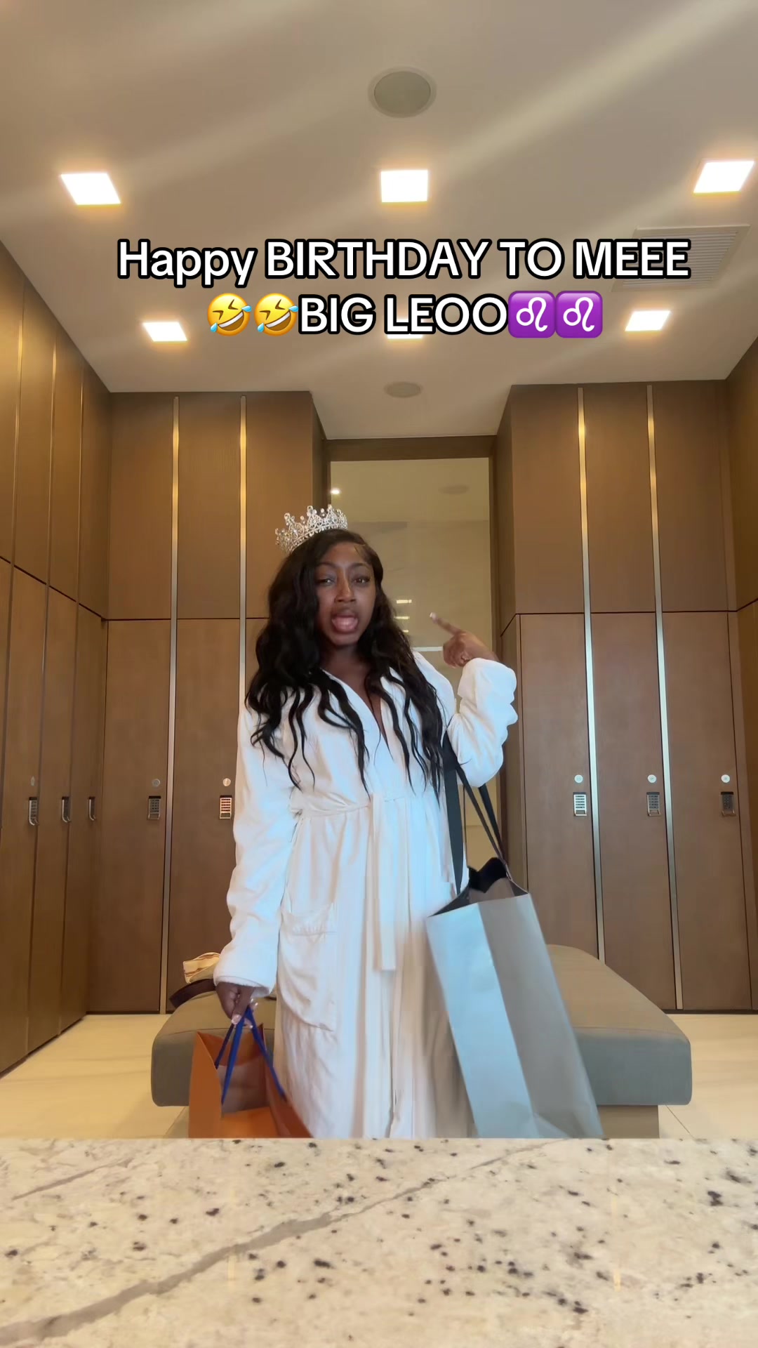 @Anaya
