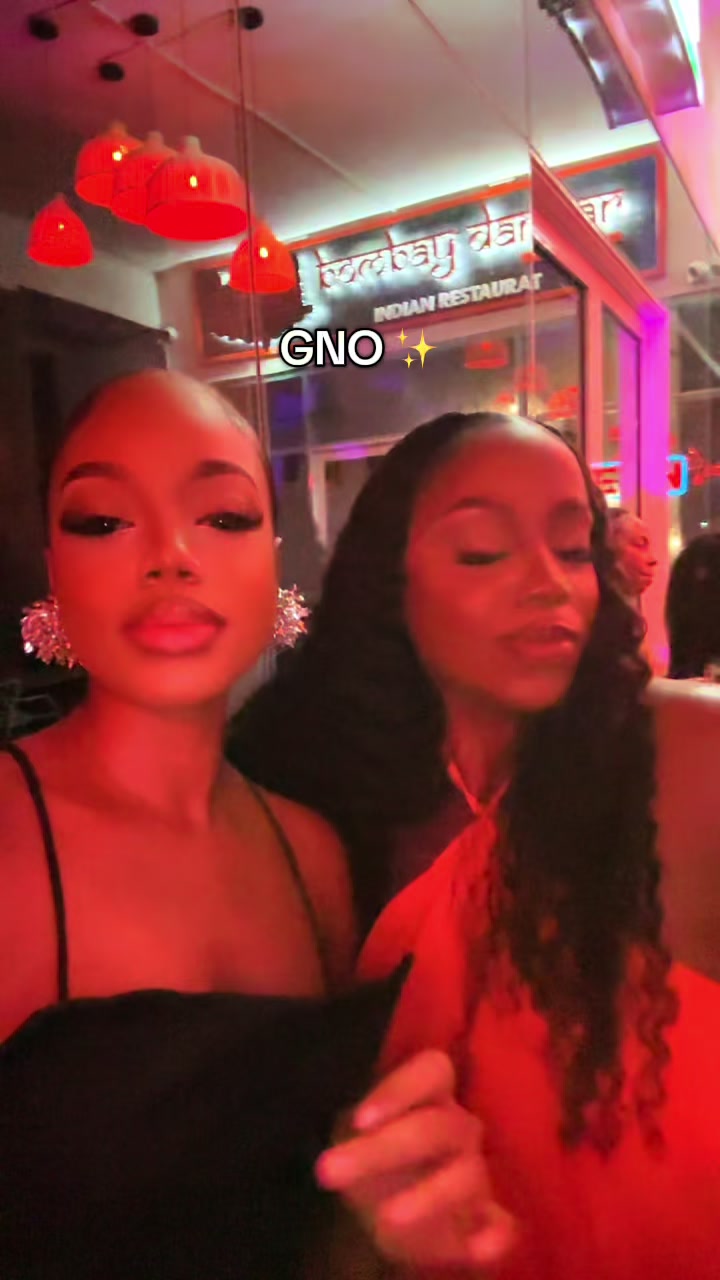 @Gorg3_