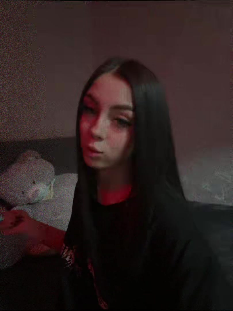 @_romanovna_🌹