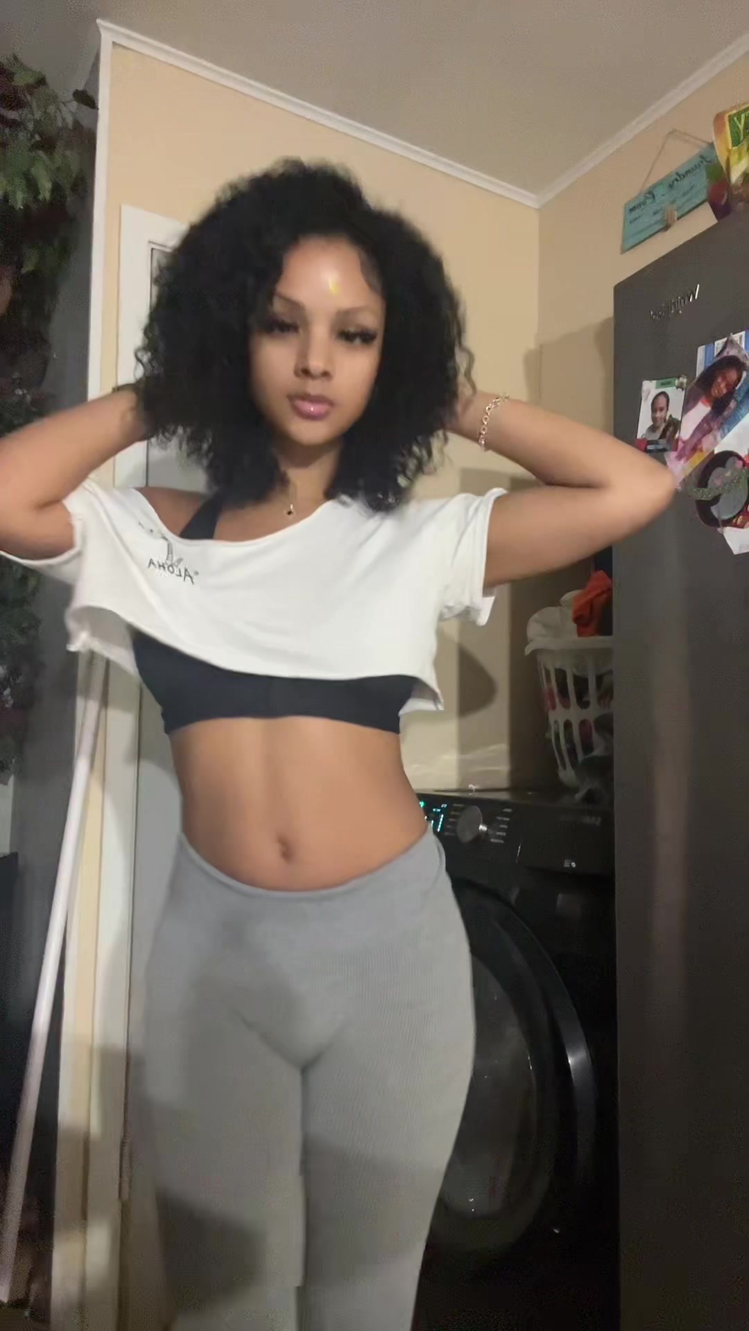 @⃟