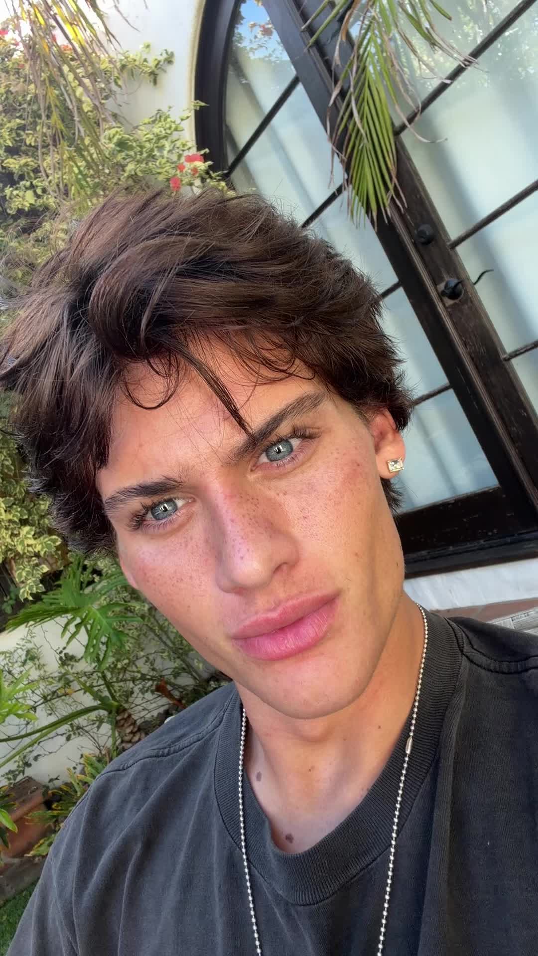 @sky