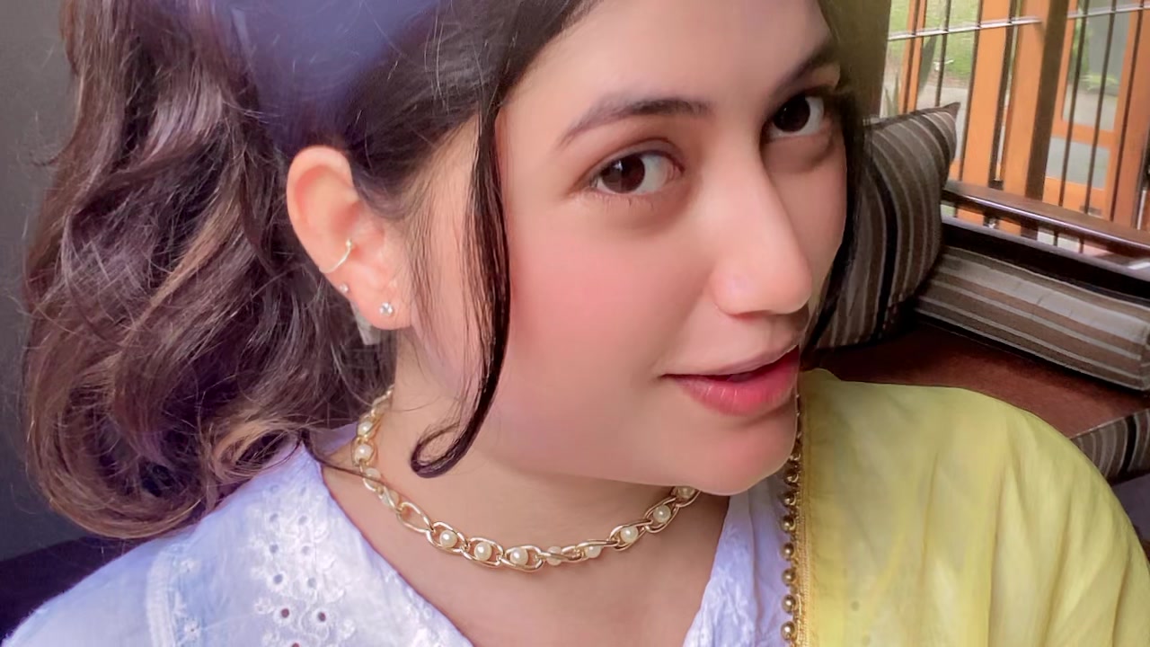 @✿❀_ANJU_ITHRA_ᥫᩣ