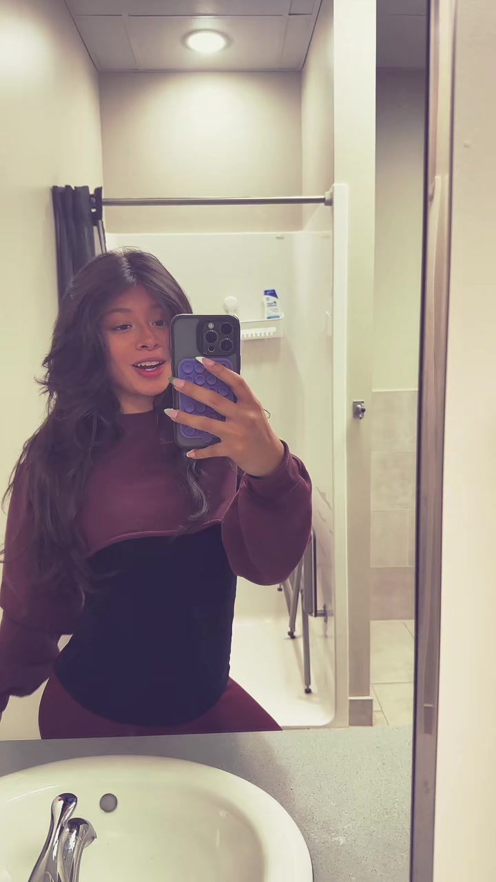 @Ana<3
