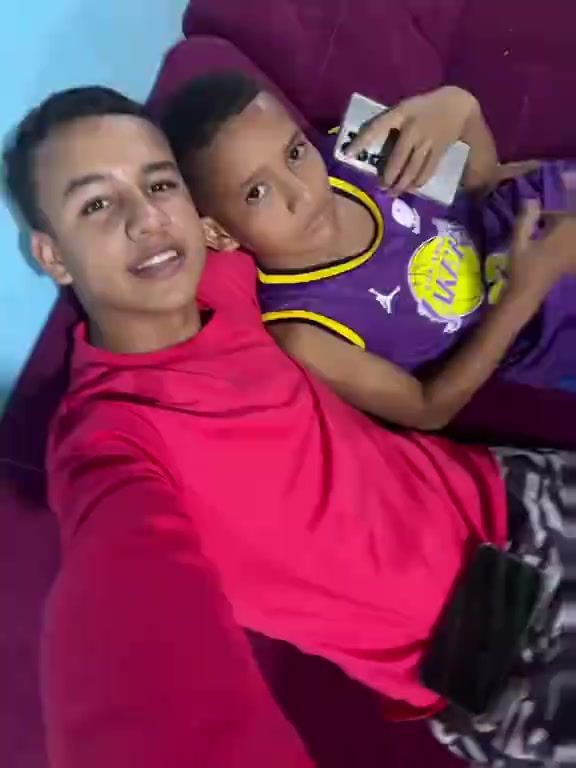 @Carlos💖
