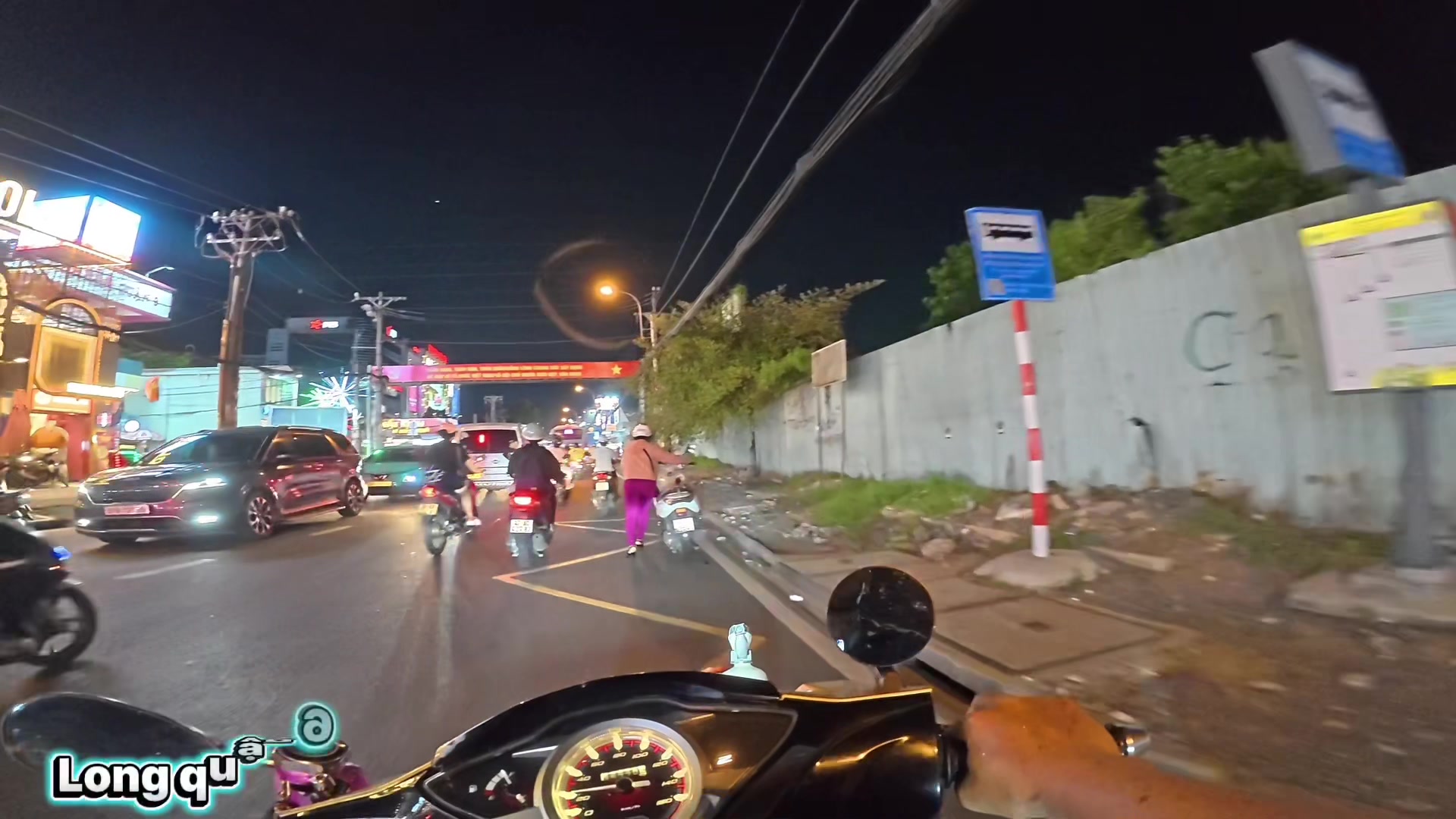 @Long Quận 9