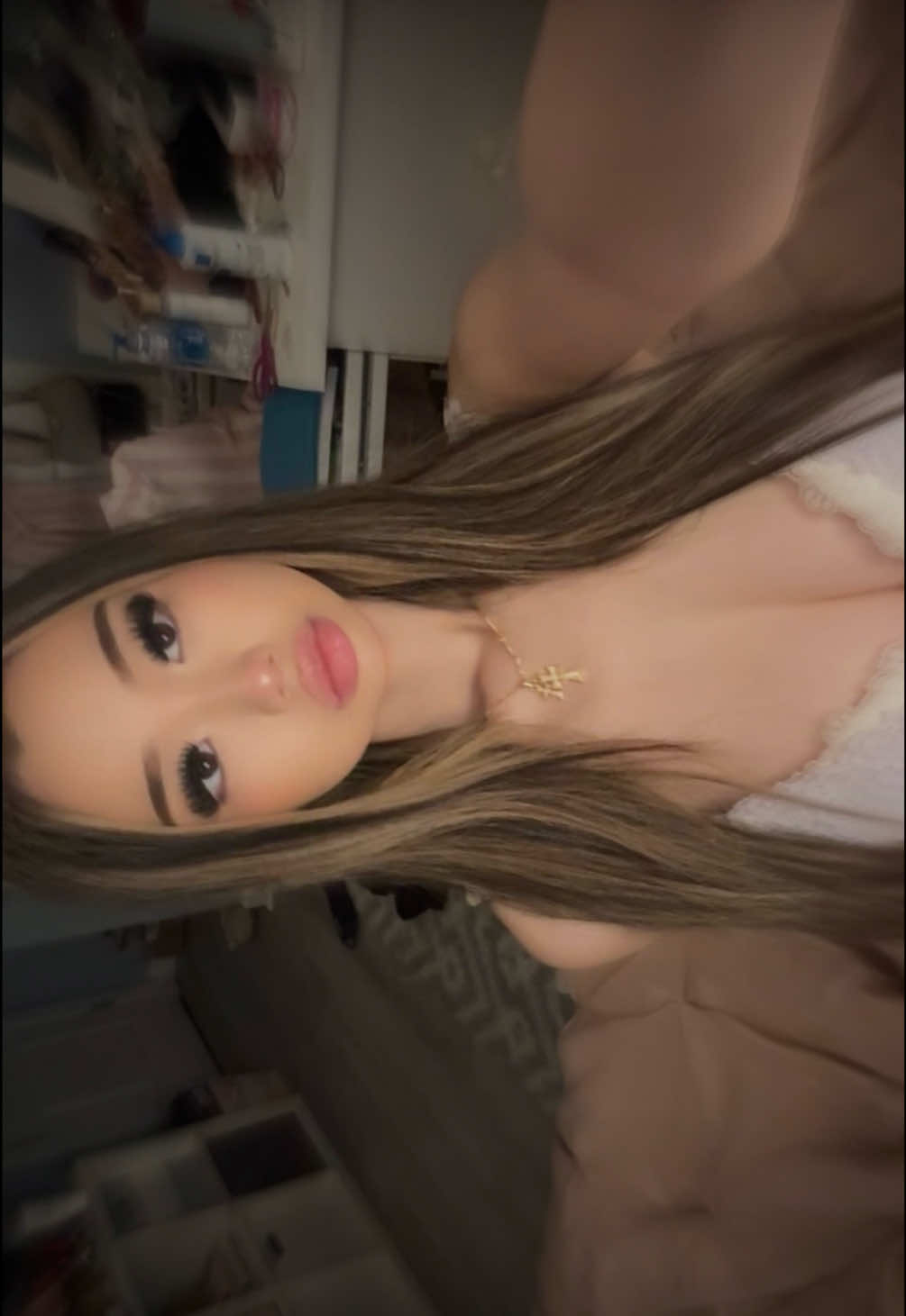 @𝒮𝑜𝒻