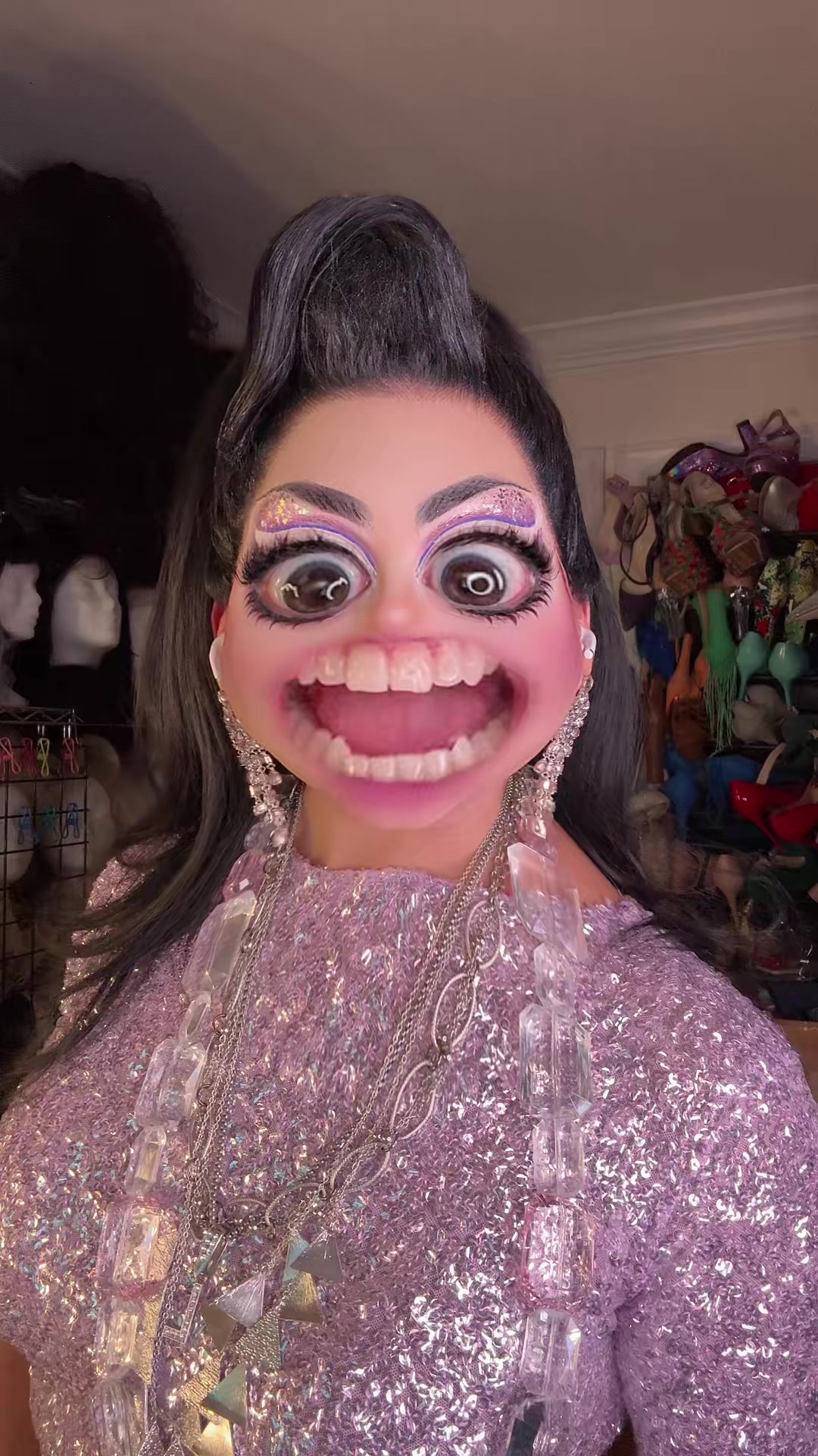 @Miss Evita Loca
