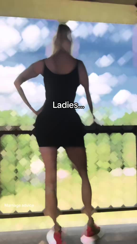 @that_blonde_wife