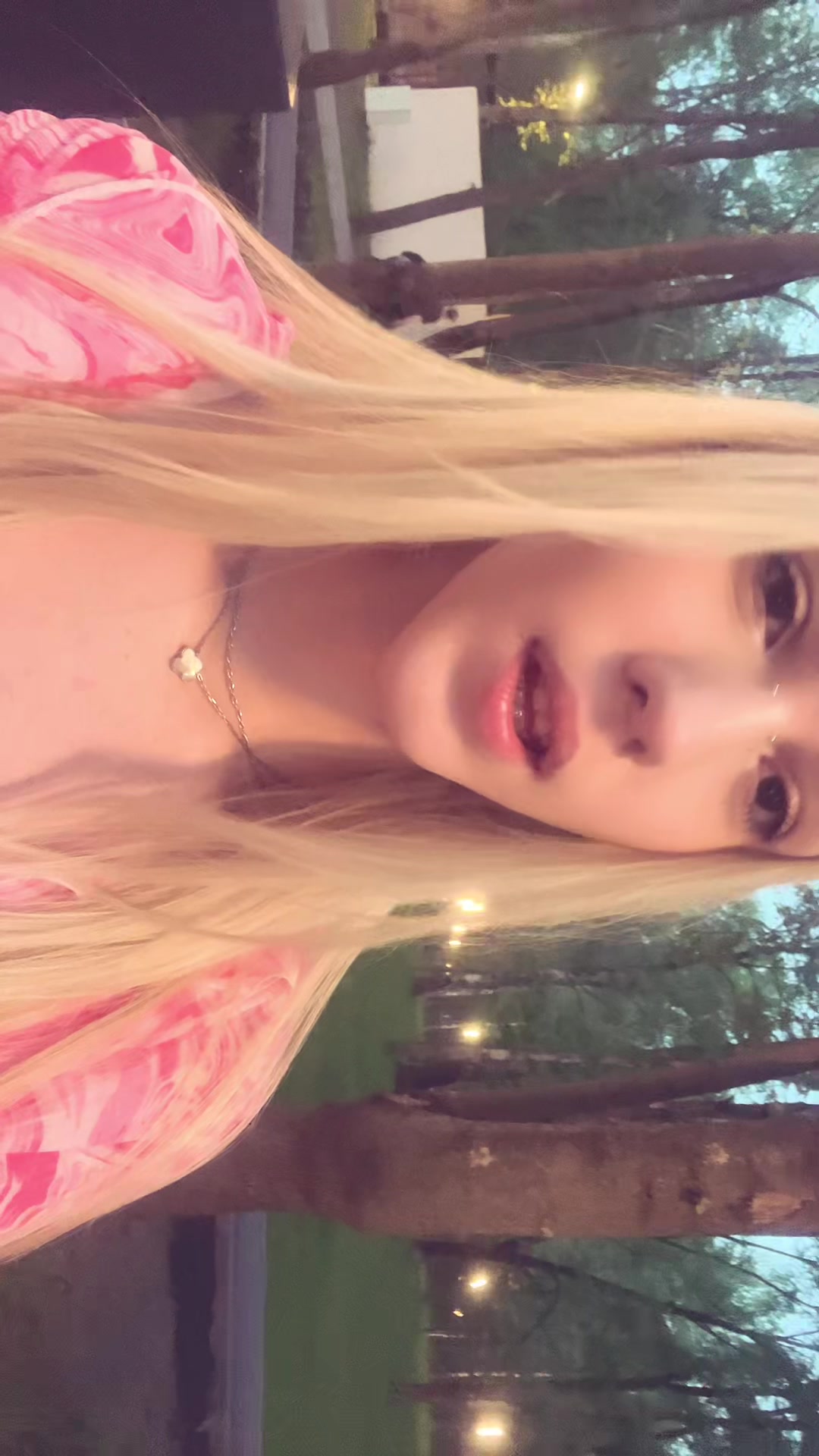 @анюта