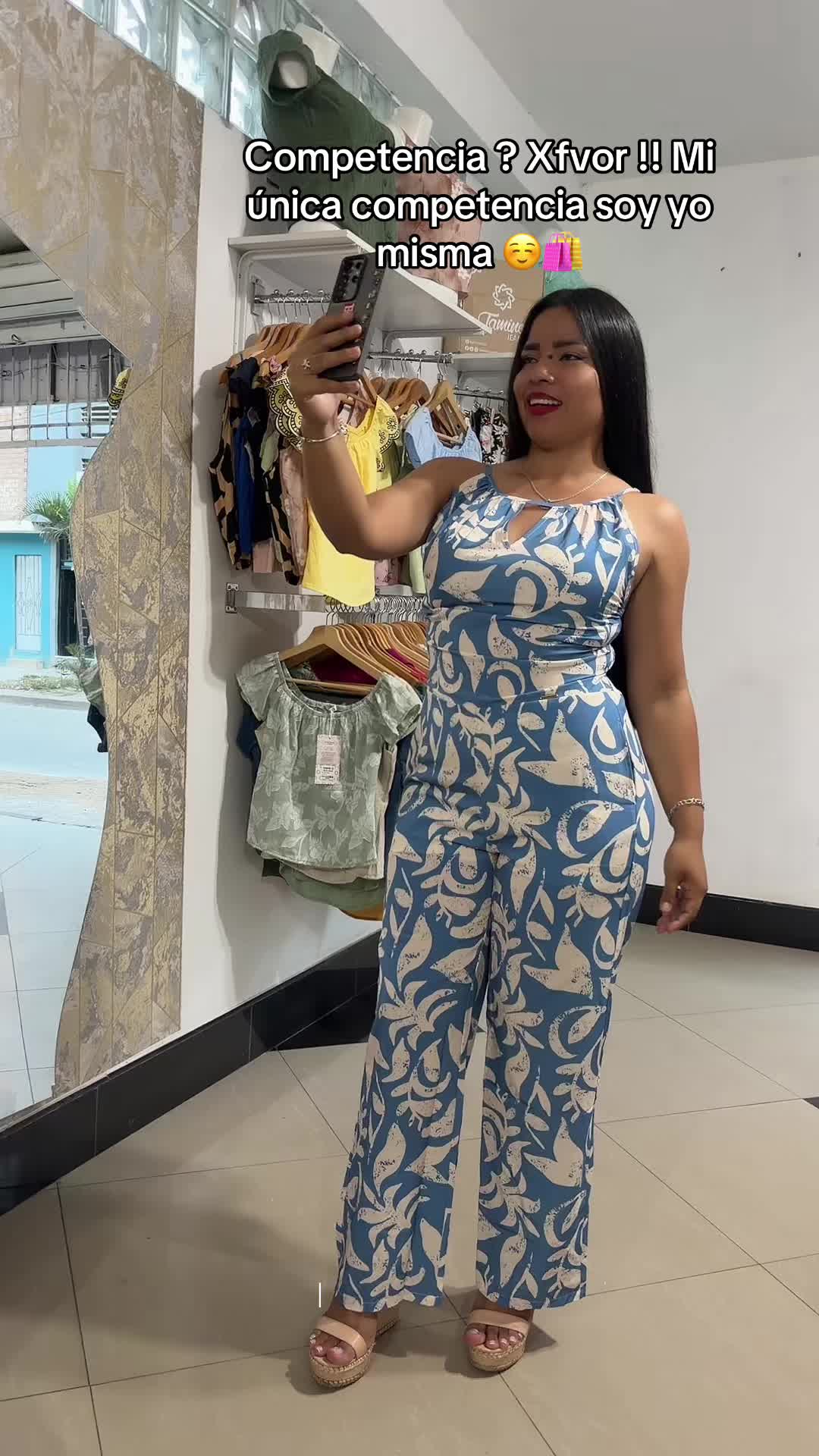 @criss closet-boutique