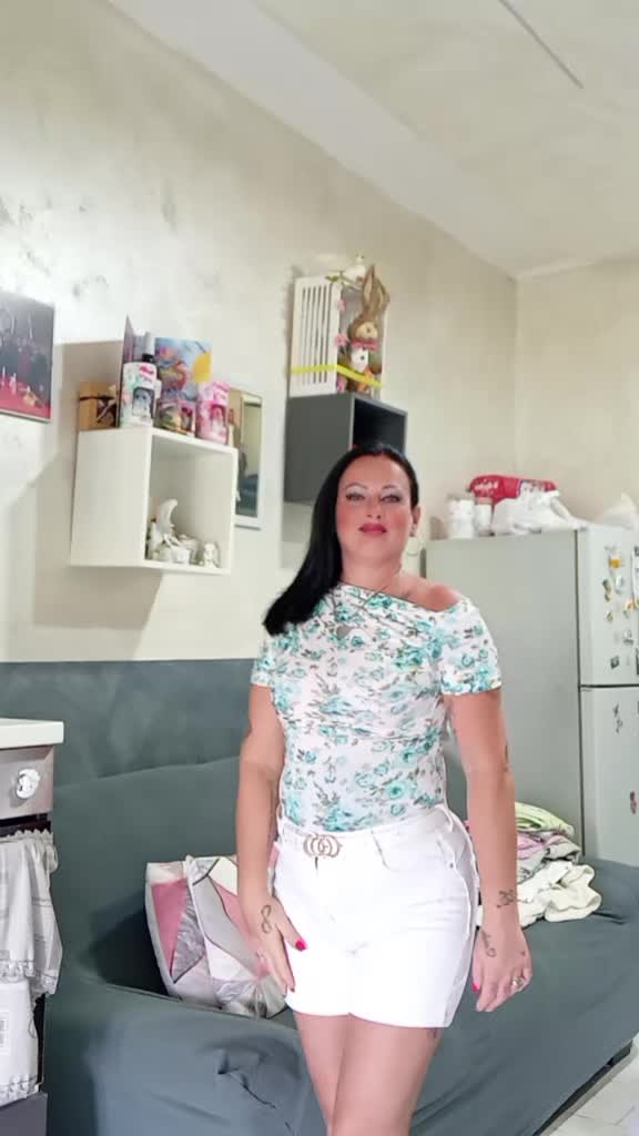 @ladeadelledee